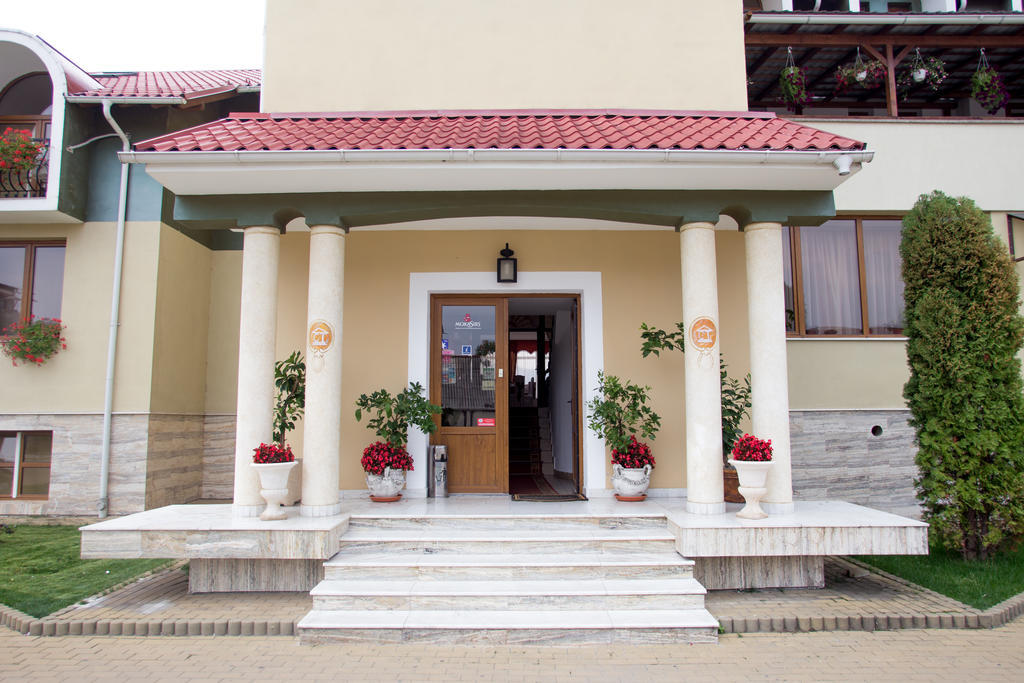 Casa Traiana Hotel Alba Iulia Bagian luar foto